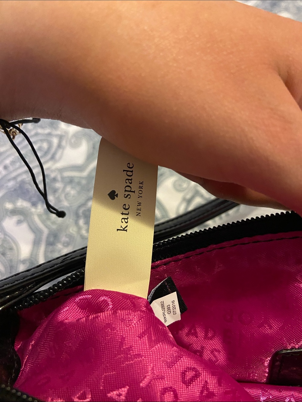 kate spade black and white striped purse - Picture 10 of 13